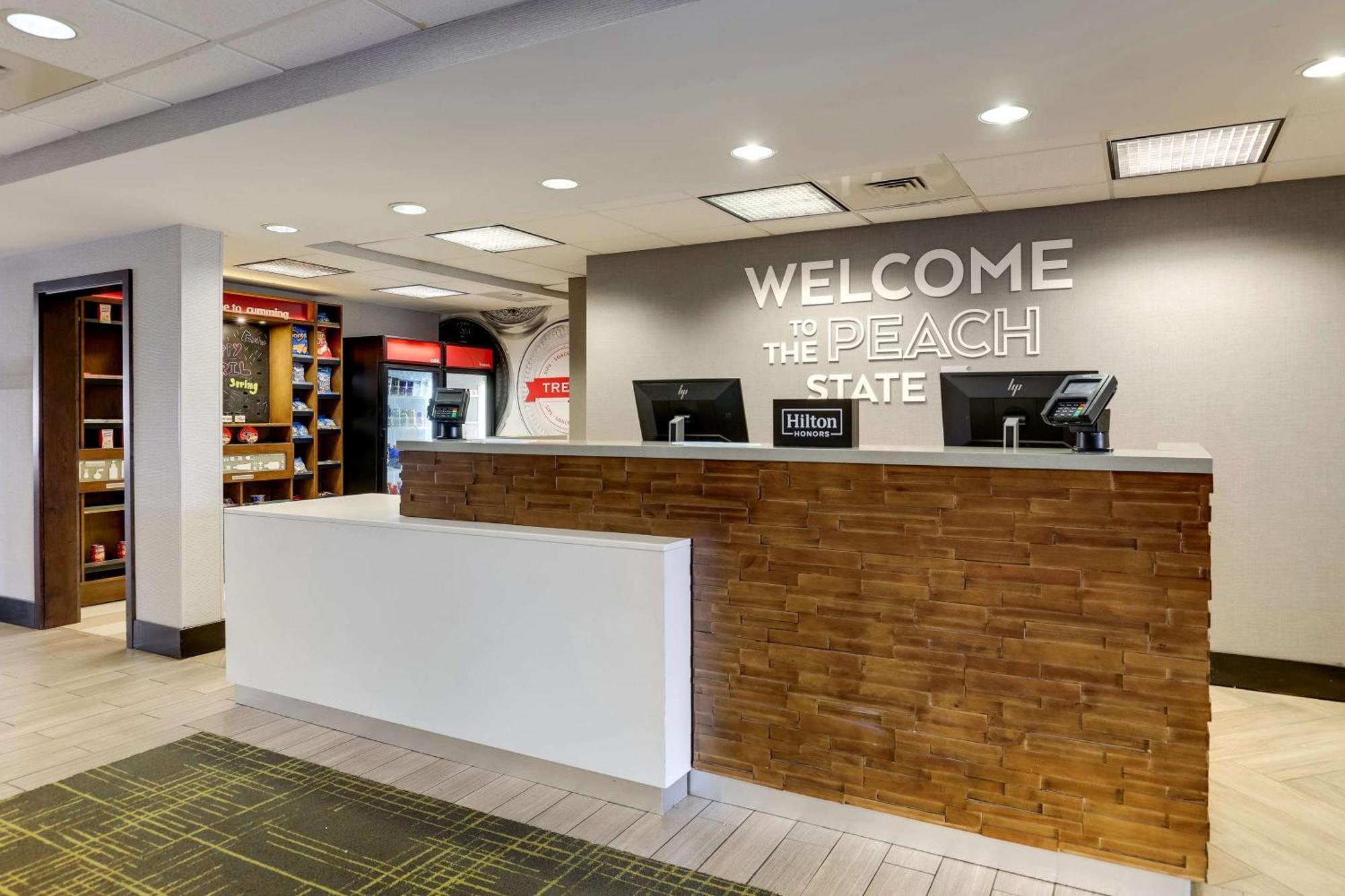 Hampton Inn Cumming Eksteriør billede
