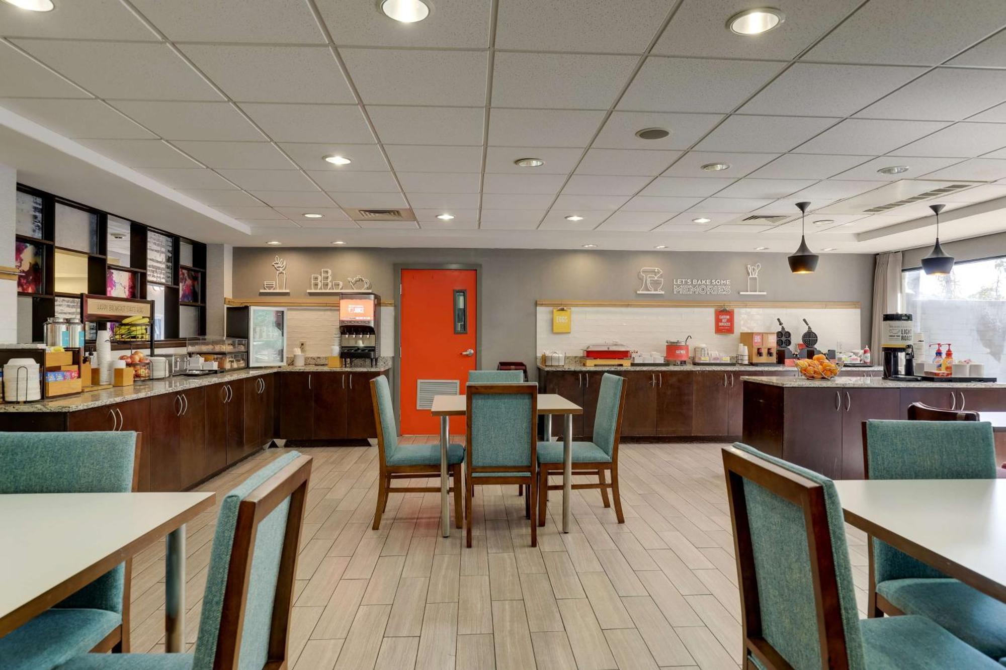 Hampton Inn Cumming Eksteriør billede